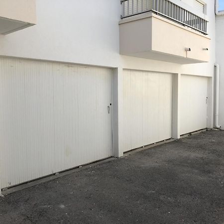Duplex Centre Ville - 50M De La Plage - Clim - Garage - Netflix Le Grau-du-Roi Kamer foto