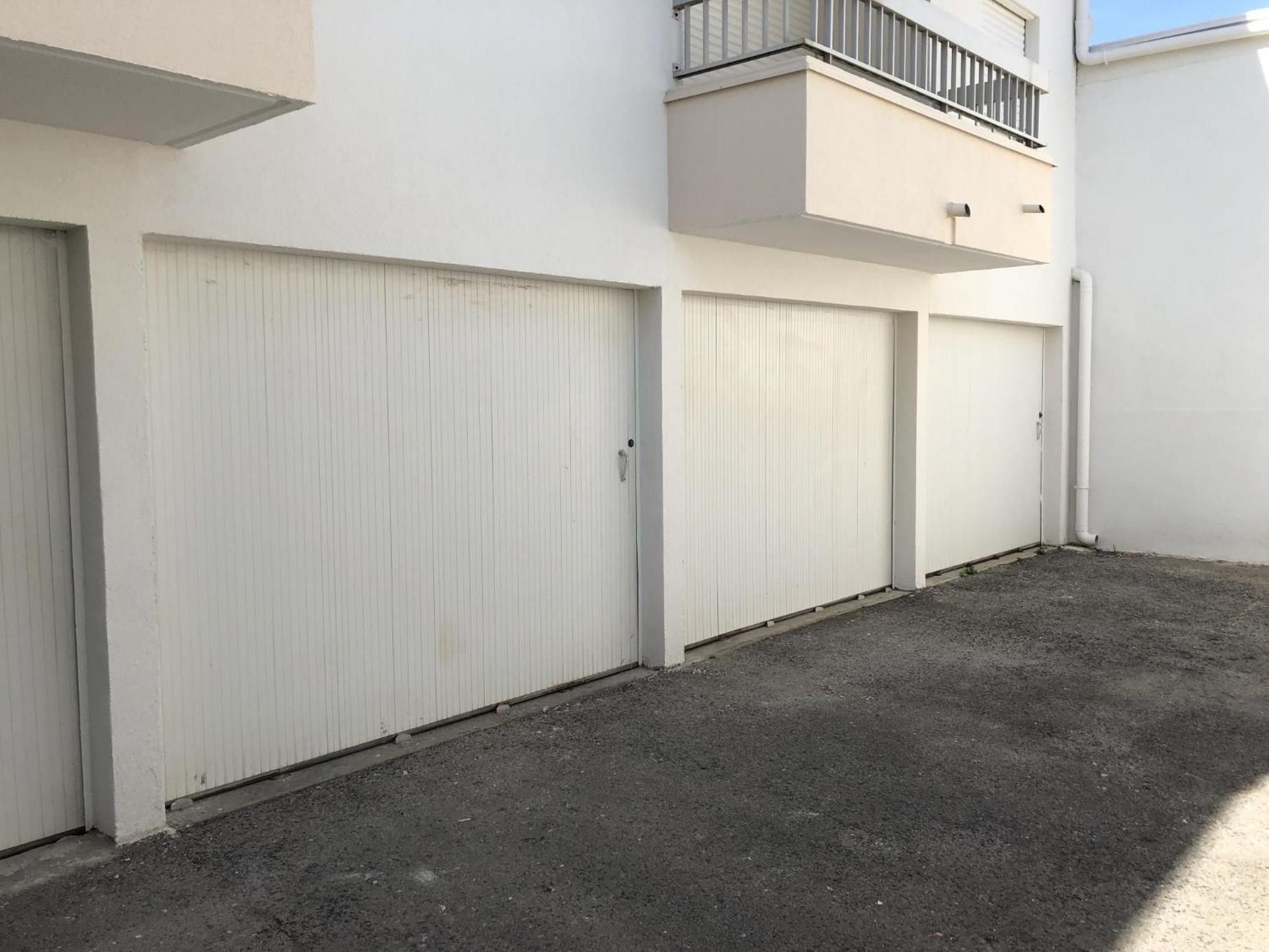 Duplex Centre Ville - 50M De La Plage - Clim - Garage - Netflix Le Grau-du-Roi Kamer foto